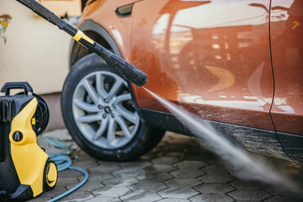 Why Choose Our Certified Pressure Washing Experts for Your Project Needs in Crescent Springs, KY?